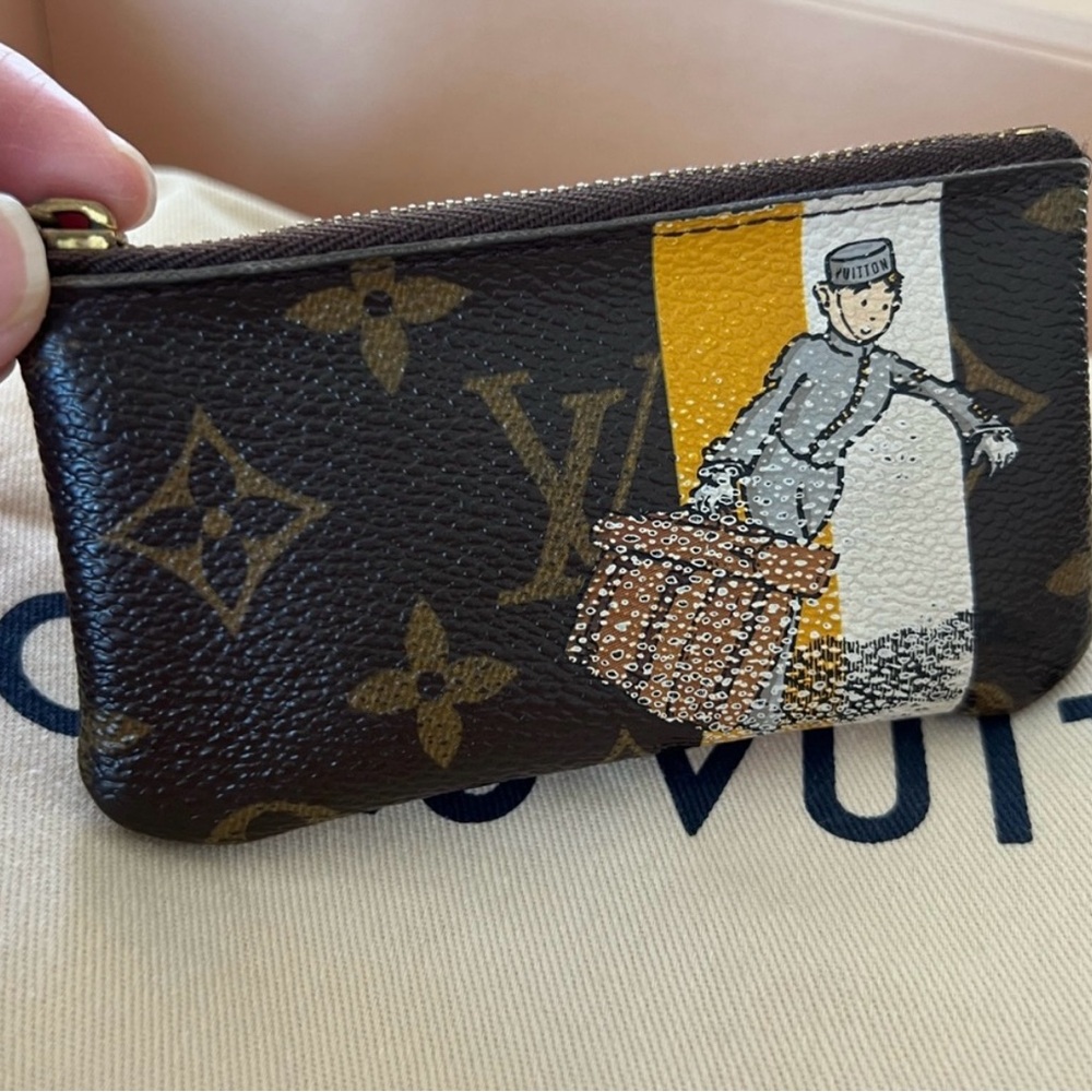 Louis Vuitton Key Pouch W/COA